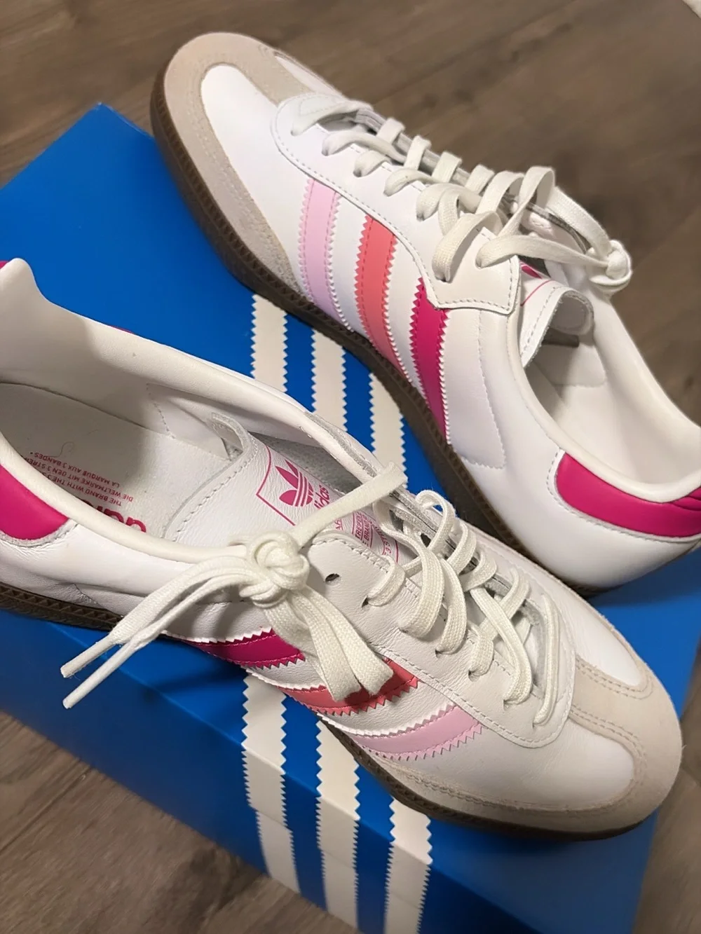 adidas Women’s White Sneakers with Pink Gradient Stripes. Brand new, never worn. - Picture 4 of 5